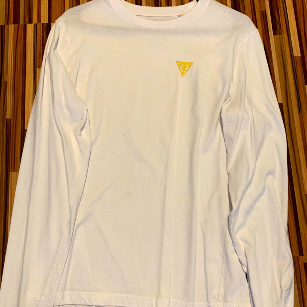 Long sleeve guess shirt